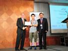 電子科大學(xué)子榮獲2012亞太天線(xiàn)與傳播會(huì)議(APCAP)學(xué)生論文獎(jiǎng)