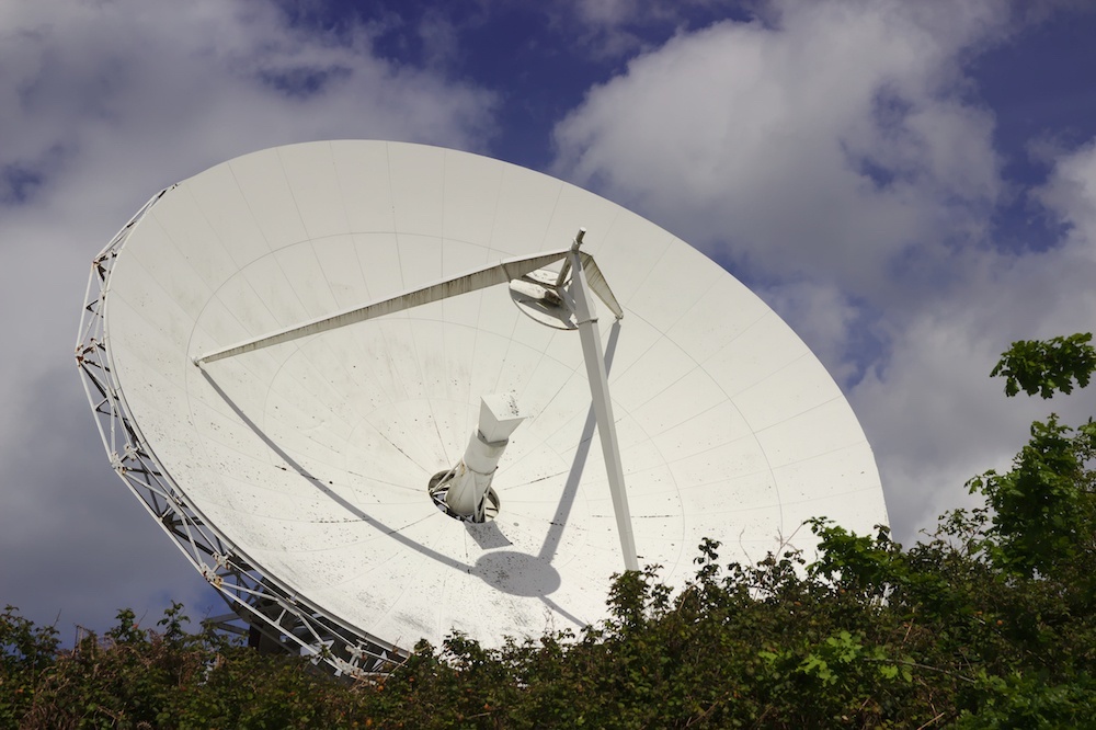 dish antenna 先進天線設計助力空間互聯網的開發