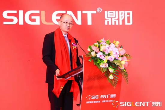 鼎陽科技成功上市，成為國內(nèi)通用電子測試測量儀器行業(yè)第一家A股上市公司